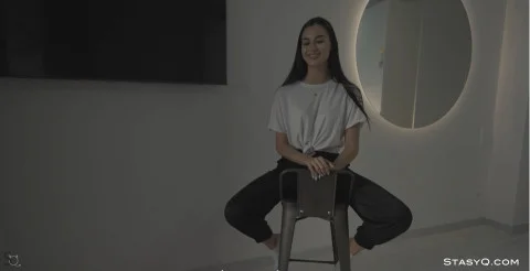 Обнаженные MollyQ Фотографии