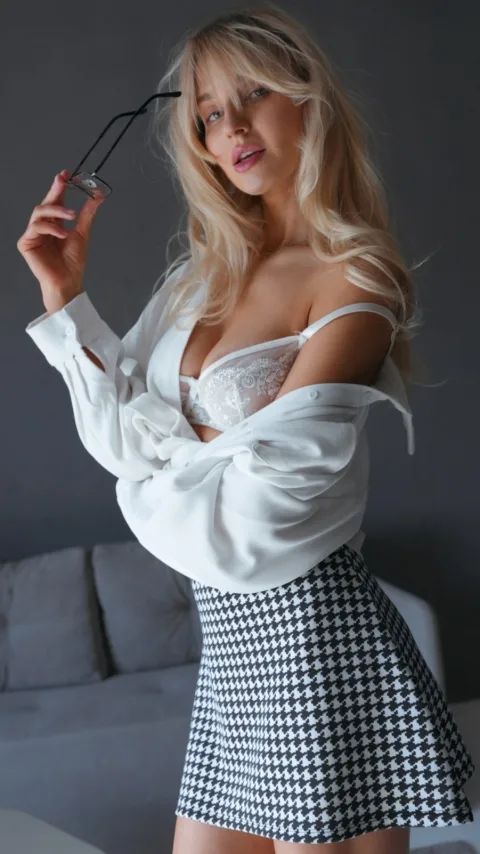 Nude Solar Girl Pics