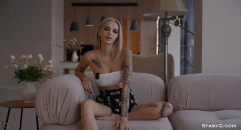 Обнаженные KisaQ Фотографии